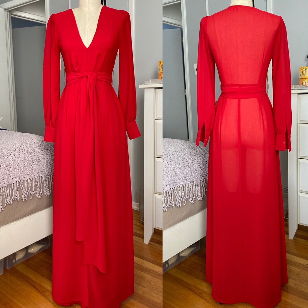 Perfect red holiday dress!!